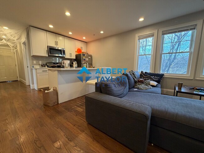 Photo - 275 Parker Hill Ave Unit 3