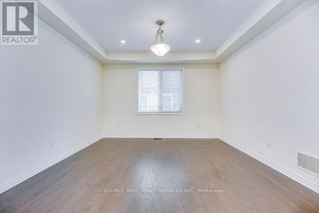 Photo - 52 Portman St