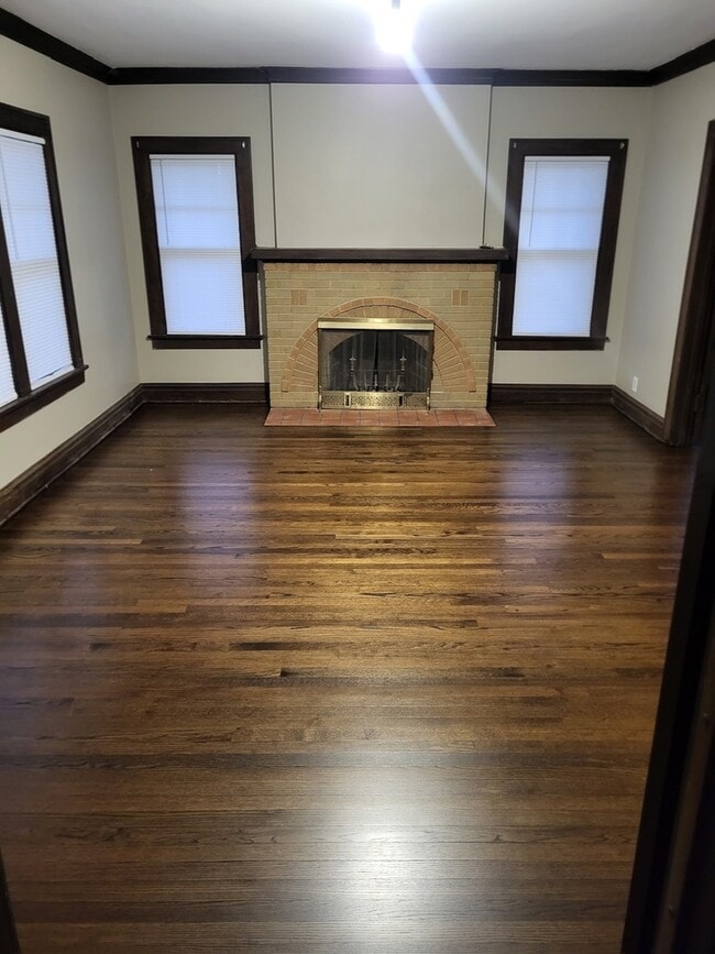 Photo - 310 Whittier Ave Unit 2