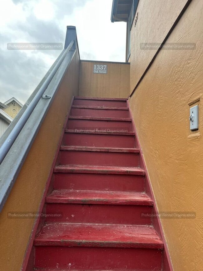 Photo - Experience the charm of Napa, CA living in this one-bedroom, one-bathroom apartment. Available now!!