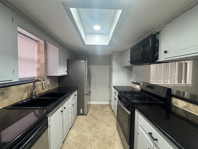 Photo - 226 Black Rock Rd