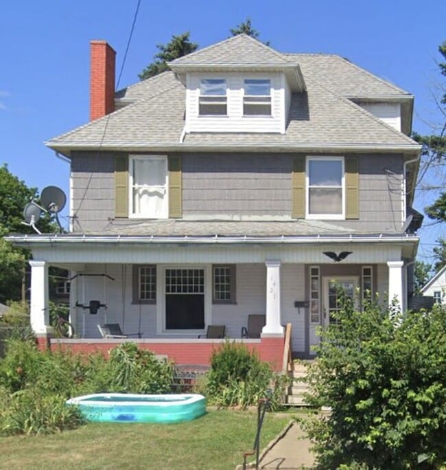 Photo - First Month Rent Free! - Canton 3 Bedroom / 2 Bath - Single Family Home