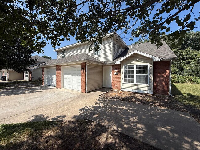 Photo - 1711 Hanover Blvd