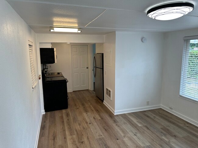 Photo - 8323 SE 62nd Ave