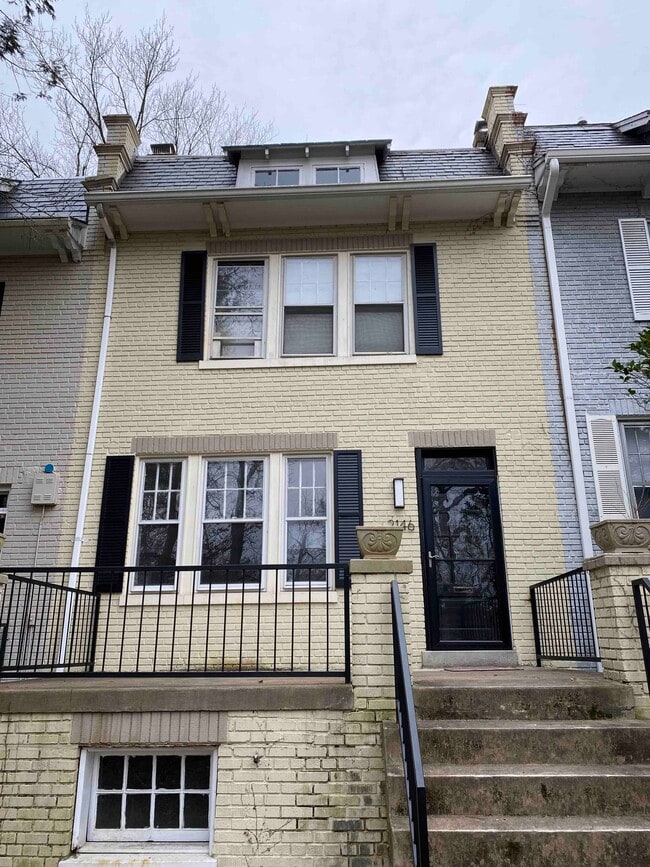 2146 Cathedral Ave NW Townhome For Rent in Washington, DC