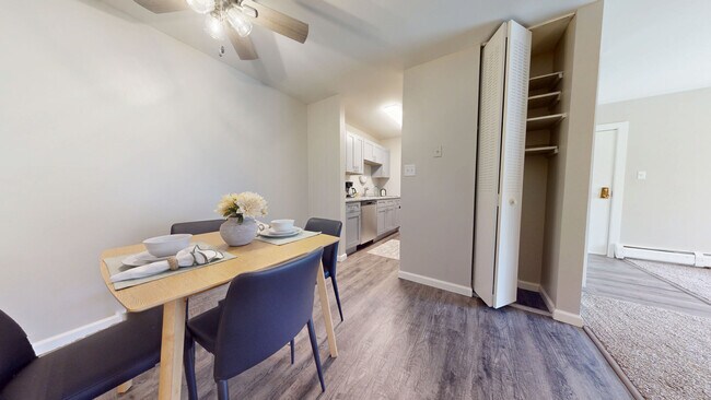 Photo - Broadway Crossing Apartments