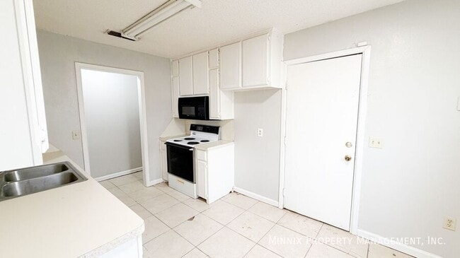 Photo - 6212 22nd St