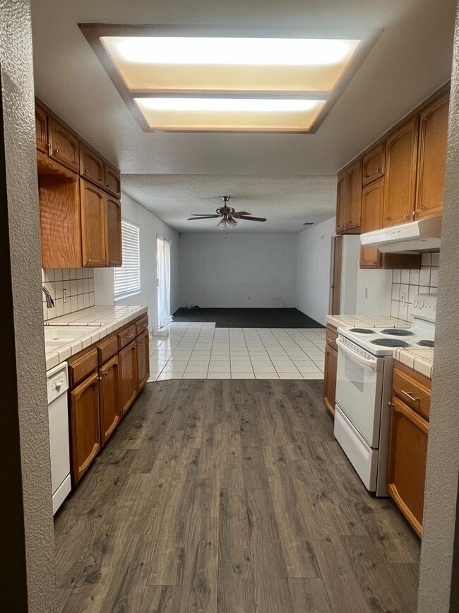 Photo - 17495 Melba Dr E