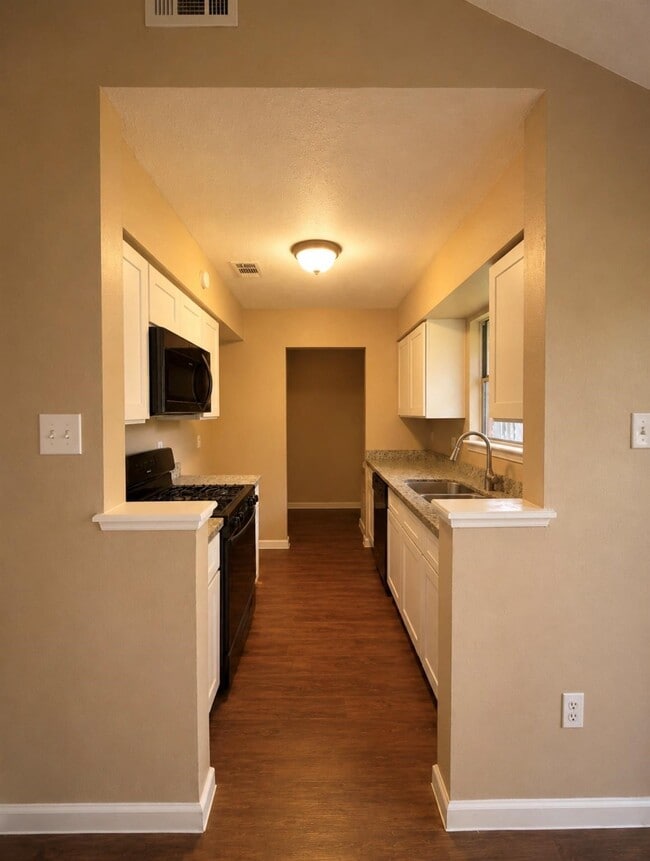 Photo - 7310 Arista Dr