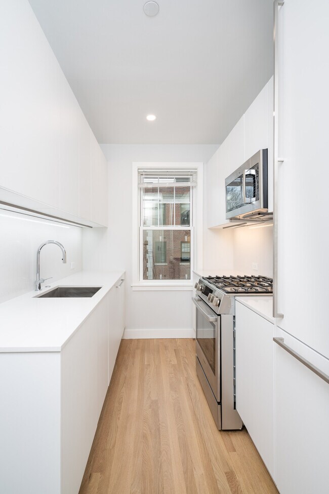 Photo - 17 Forest St Unit 32