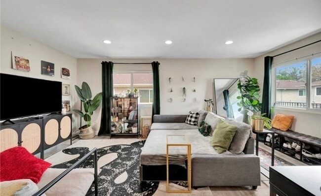 Photo - 12115 Wintergreen Dr Unit 4