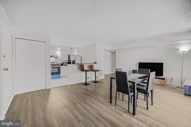 Photo - 3808 Laramie Pl Unidad 126F