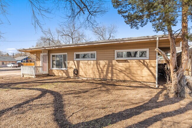 Photo - 2204 Cooper Ave