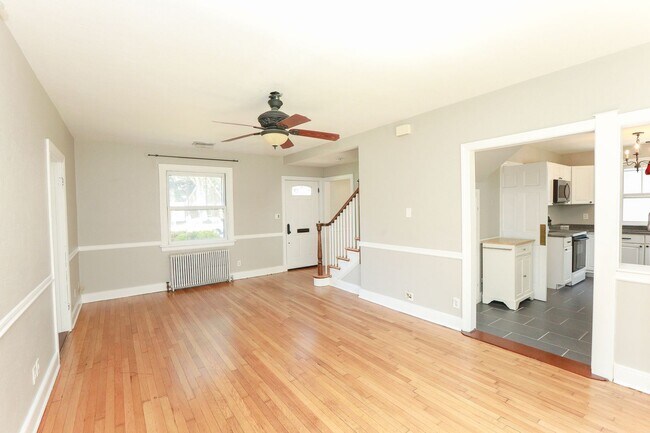 Photo - Cape Cod Rental Available in Norfolk!