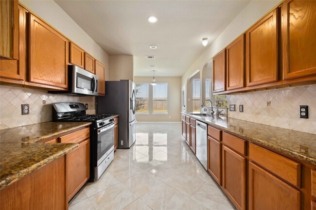 Photo - 6303 Atlasridge Dr