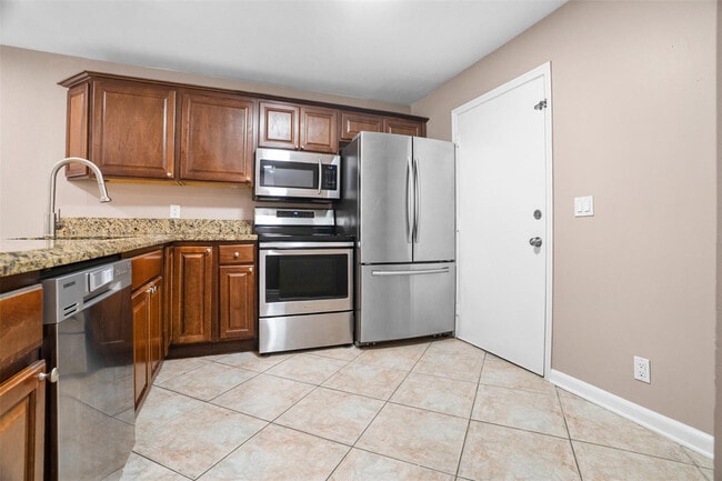 Photo - 22615 SW 66th Ave Unidad 112