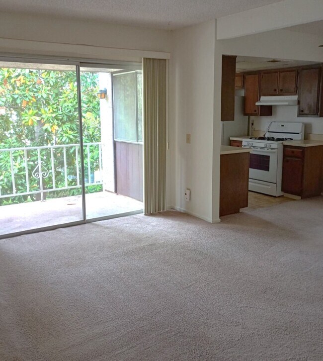 Photo - 6878 Navajo Rd