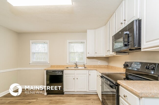 Photo - 212 Meadowview Dr