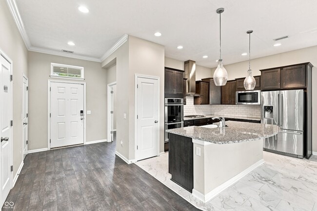Photo - 9124 Hawkins Rd