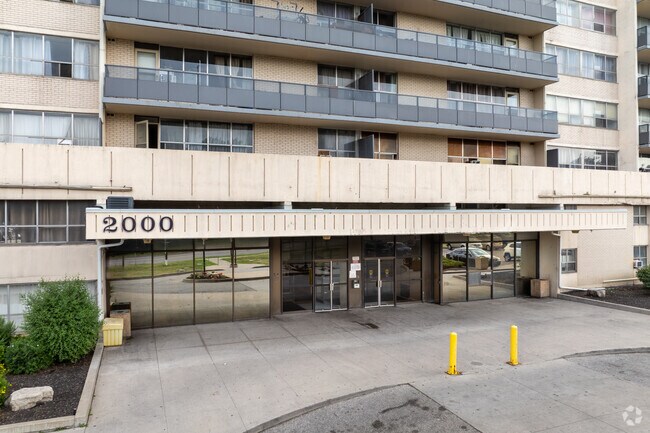 Entrance - Oakview Heights