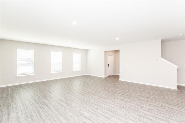 Photo - 129 Golden Eagle Pkwy