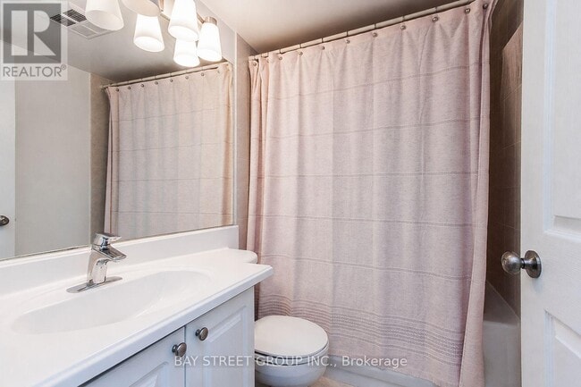 Photo - 8 Hillcrest Ave Unit 2917
