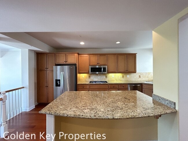 Photo - Beautiful Tri-Level Condo in The Bluffs at Carlsbad with Lagoon Views!!