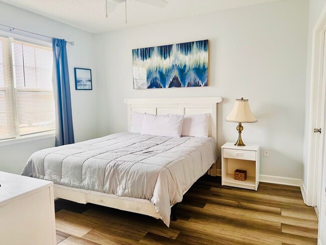 Photo - 505 Wickham Dr
