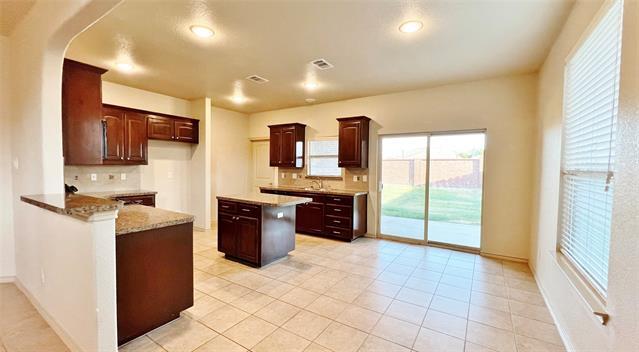 Photo - 3125 Buckthorn Ln