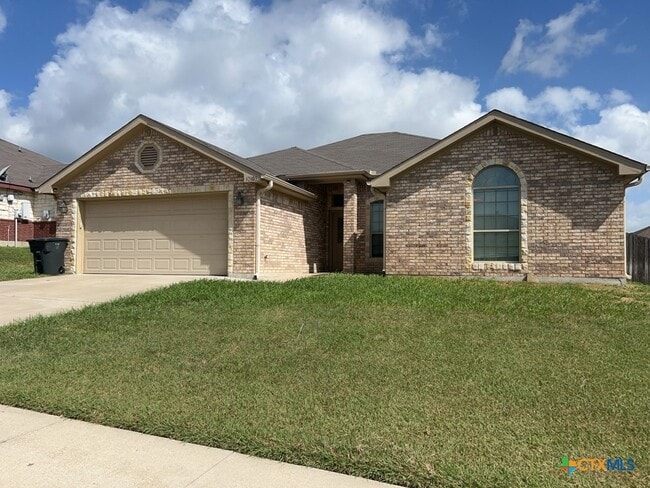 Building Photo - 10105 Diana Dr