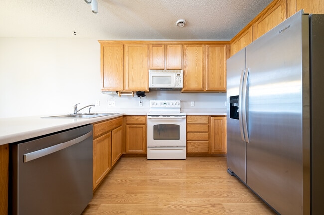 Photo - 6642 Pine Crest Trail S