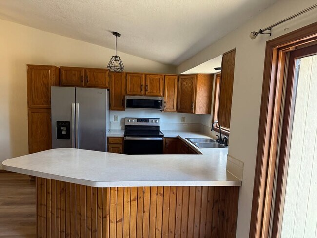 Photo - 2527 Courtland Ct