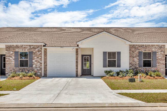 Building Photo - 17433 Berkshire Dr Rental