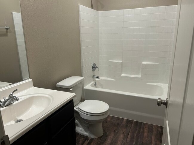 Photo - 17464 Stacy St