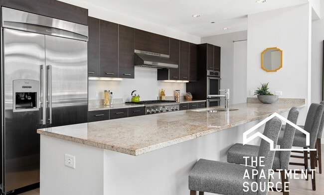 Photo - 910 W Huron St Unit CONVERTIBLE