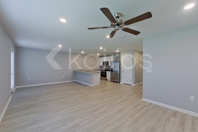 Photo - 4660 Malay Cir