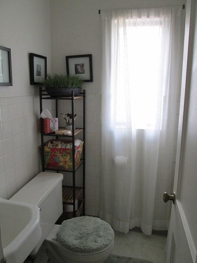 Photo - 425 Coffman St Unit 425 Coffman Street #2