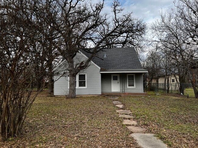 Building Photo - 4101 College Main St Rental