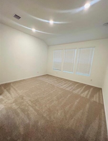 Photo - 27007 Aurora Gdn Ln