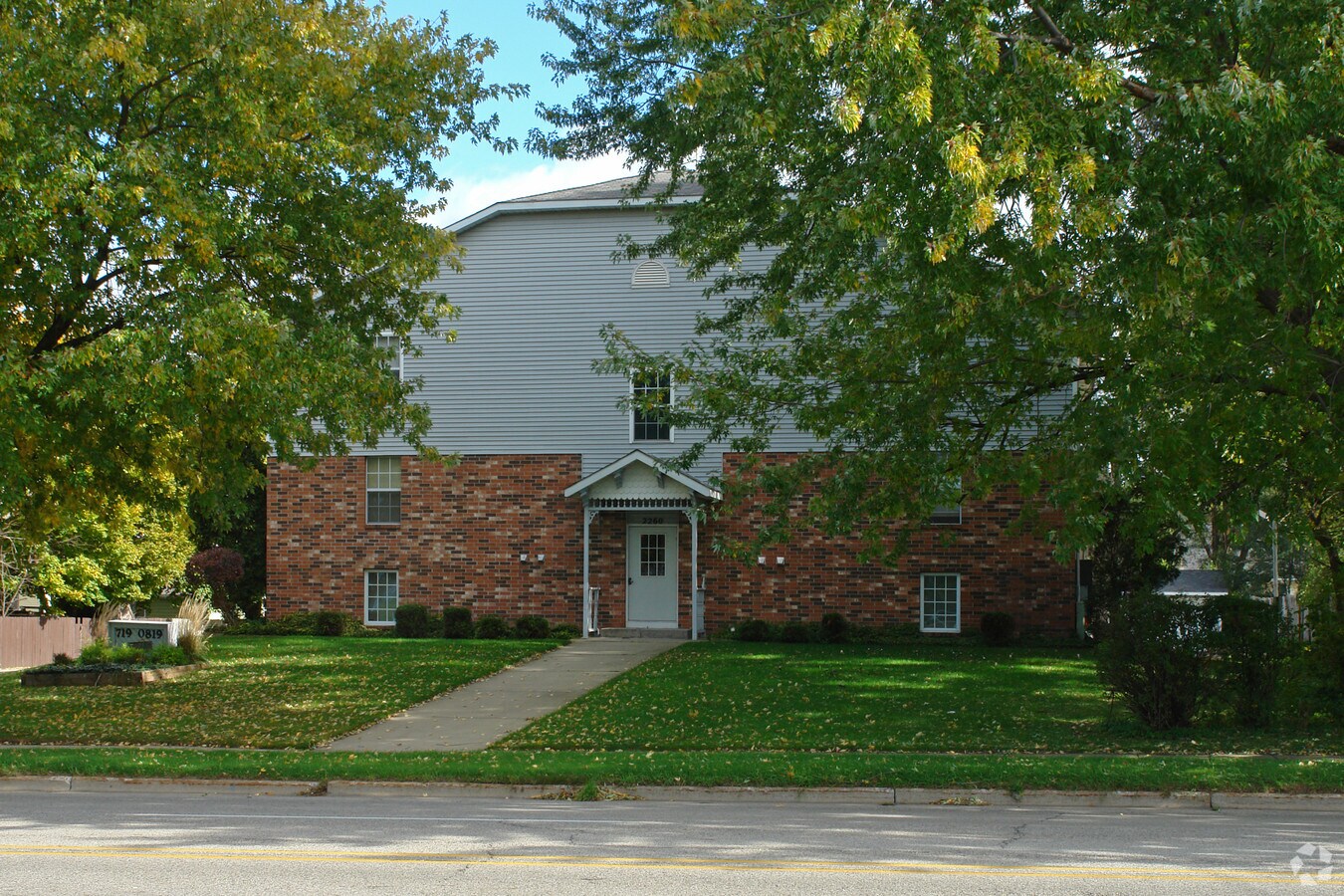 Lamar Pointe Apartments - Lamar Pointe Apartments
