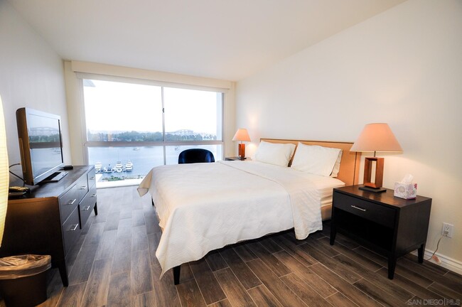 Photo - 1770 Avenida del Mundo Unidad 706