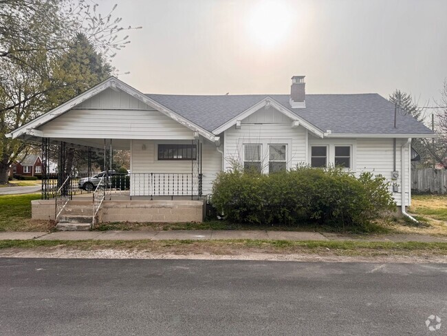 Building Photo - 2 Bedroom 1 Bath House