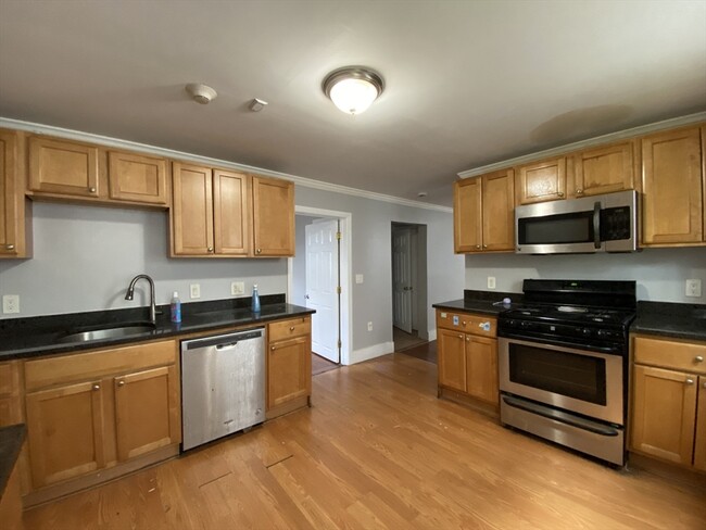 Photo - 72 Thornton St Condo Unit 2