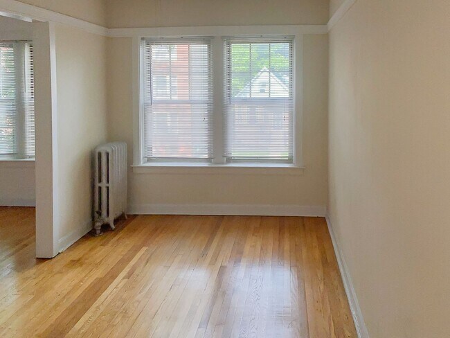 Photo - 5107 N Winchester Ave Unit 2