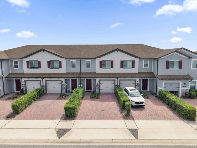 Photo - 242 Cedar Bark Ln