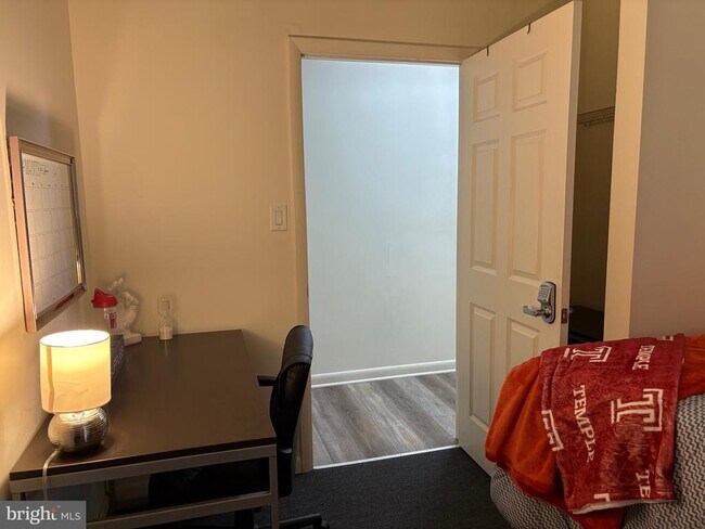 Photo - 1000 Diamond St Unit G