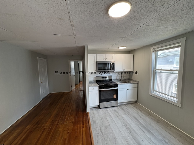 Building Photo - 161 Deane St Unit 219-221 Ashley Boulevard - 2N