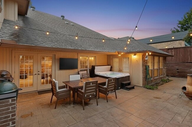 Photo - 2806 Sausalito Dr