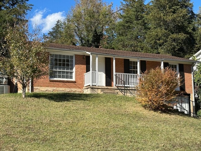 Photo - Perfect location!