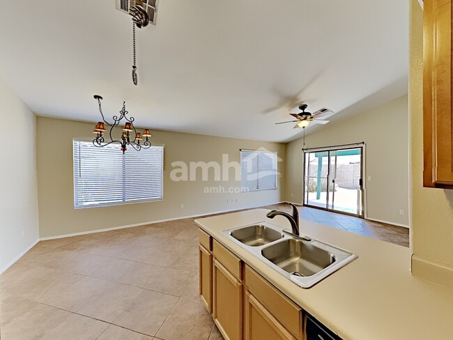 Photo - 15943 W Smokey Dr